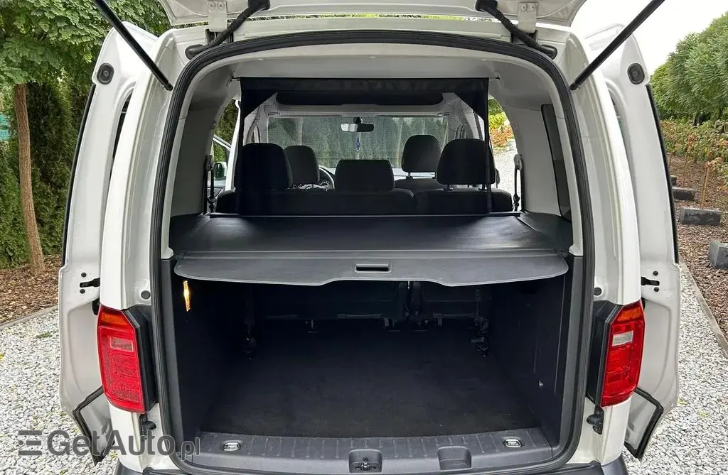 VOLKSWAGEN Caddy California 