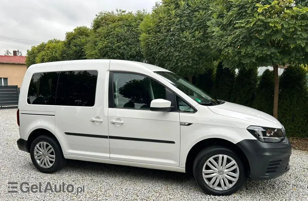 VOLKSWAGEN Caddy California 