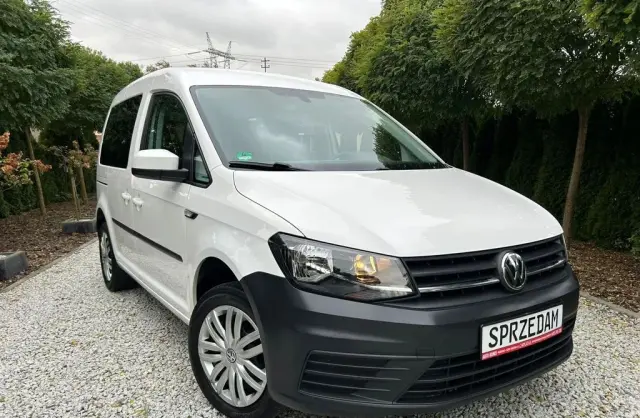 VOLKSWAGEN Caddy California 