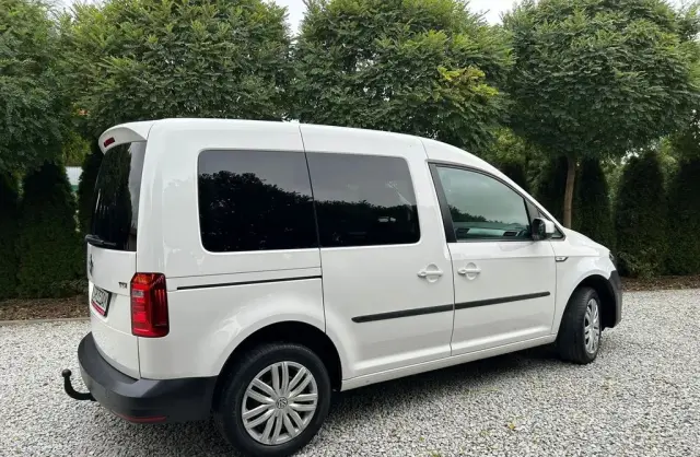 VOLKSWAGEN Caddy California 