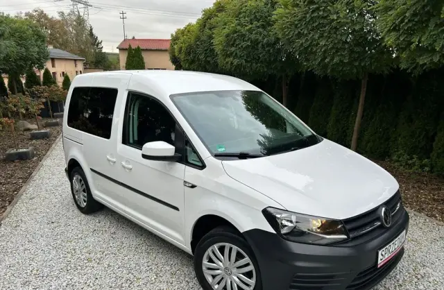 VOLKSWAGEN Caddy California 