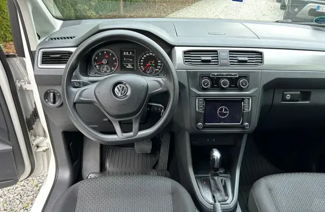 VOLKSWAGEN Caddy California 