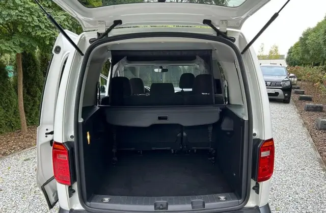 VOLKSWAGEN Caddy California 