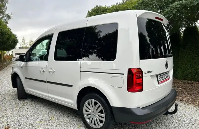 VOLKSWAGEN Caddy California 