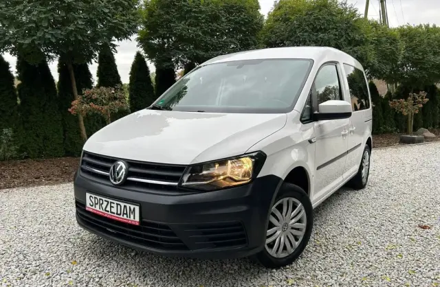 VOLKSWAGEN Caddy California 