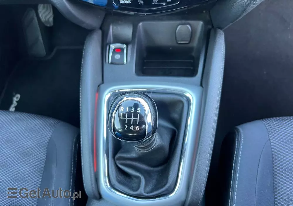 NISSAN Qashqai 1.5 dCi Visia