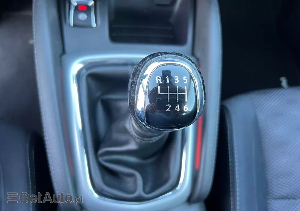 NISSAN Qashqai 1.5 dCi Visia