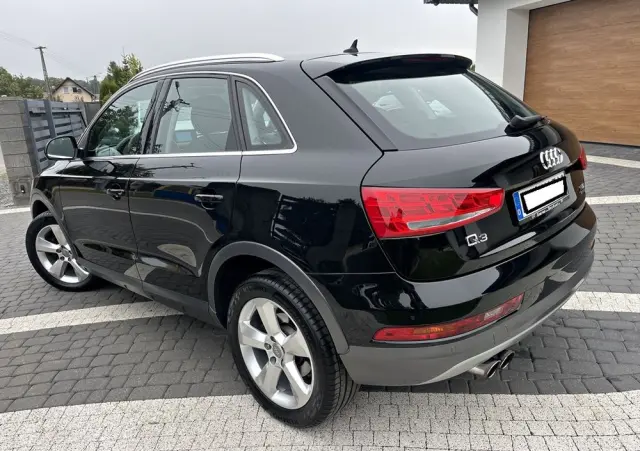 AUDI Q3 2.0 TFSI Quattro Design S tronic