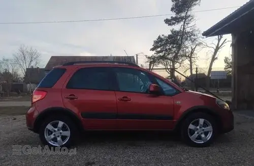SUZUKI SX4 