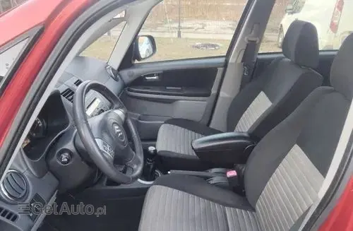 SUZUKI SX4 