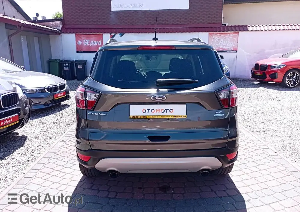 FORD Escape 