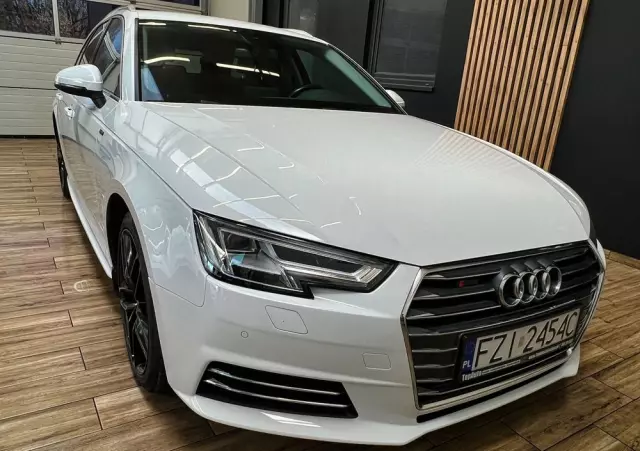 AUDI A4 2.0 TDI S tronic
