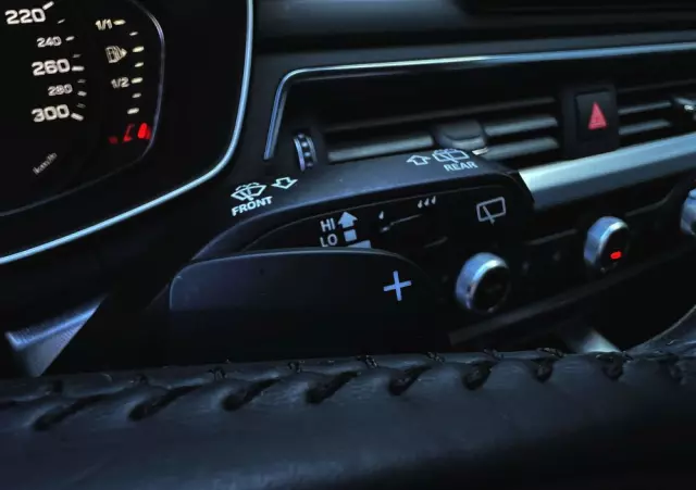 AUDI A4 2.0 TDI S tronic