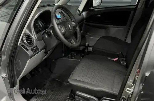 SUZUKI SX4 