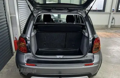 SUZUKI SX4 