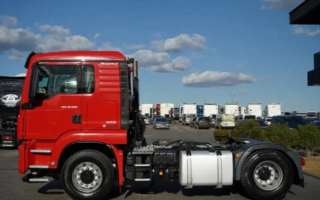 MAN TGS 18.500 / 4x4 / HYDRAULIKA / HYDRODRIVE / NISKA KABINA / EURO 6 / 