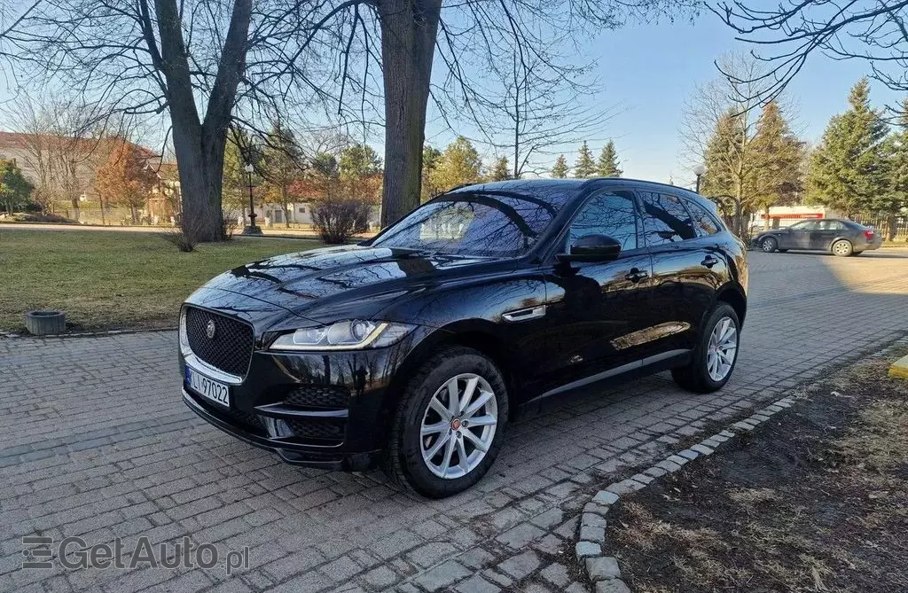 JAGUAR F-Pace 
