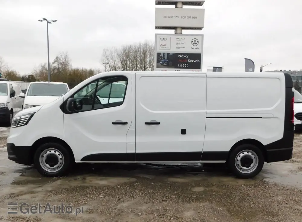 RENAULT Trafic 