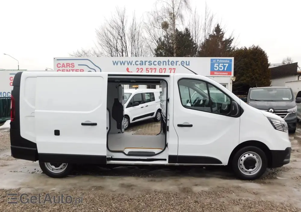 RENAULT Trafic 
