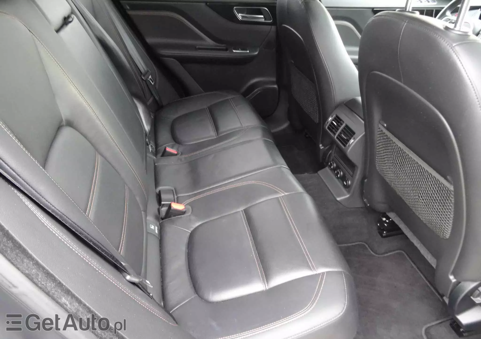 JAGUAR F-Pace 3.0 TDV6 AWD 300 Sport