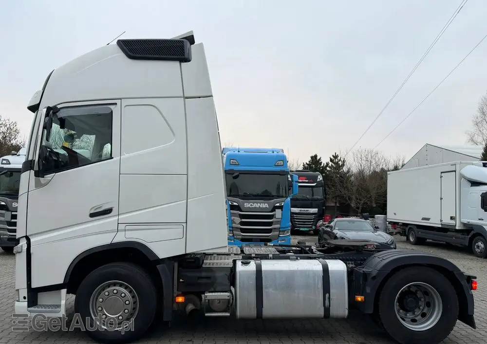 VOLVO FH460 z Austrii kabina XL nowa hydraulika 600Tkm oryginalnego przebiegu 