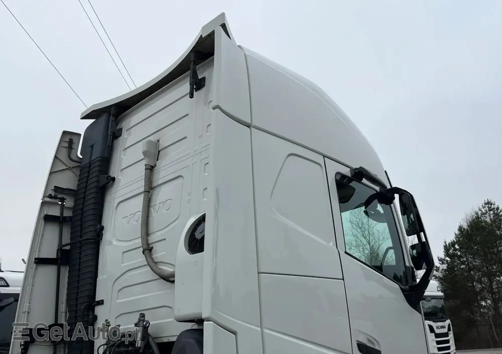 VOLVO FH460 z Austrii kabina XL nowa hydraulika 600Tkm oryginalnego przebiegu 