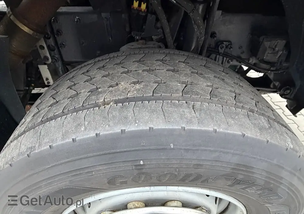 VOLVO FH460 z Austrii kabina XL nowa hydraulika 600Tkm oryginalnego przebiegu 