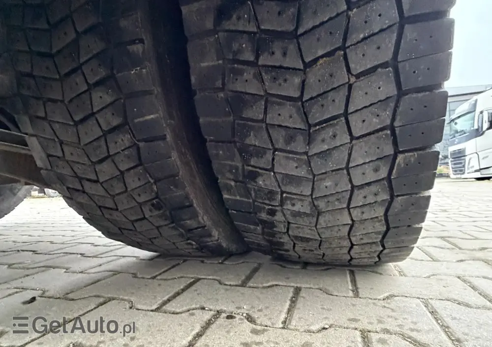 VOLVO FH460 z Austrii kabina XL nowa hydraulika 600Tkm oryginalnego przebiegu 