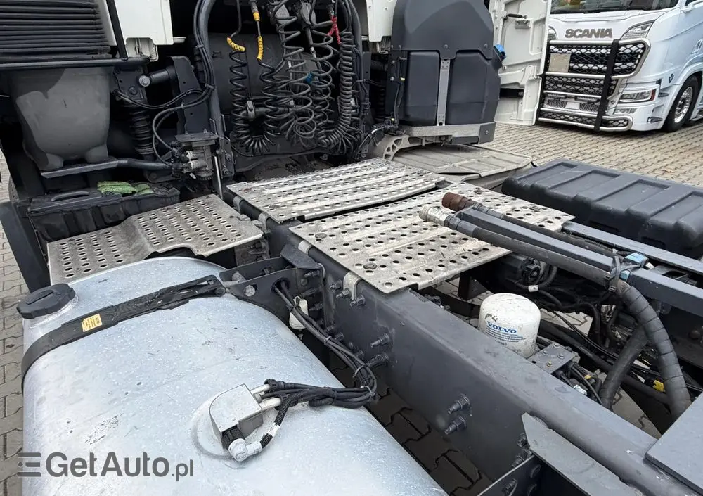 VOLVO FH460 z Austrii kabina XL nowa hydraulika 600Tkm oryginalnego przebiegu 