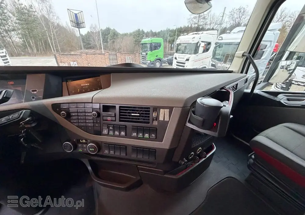 VOLVO FH460 z Austrii kabina XL nowa hydraulika 600Tkm oryginalnego przebiegu 