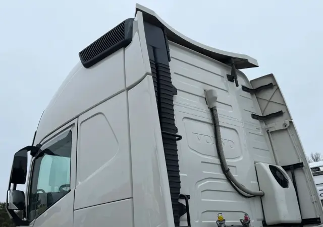 VOLVO FH460 z Austrii kabina XL nowa hydraulika 600Tkm oryginalnego przebiegu 