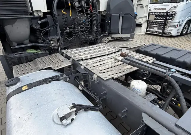 VOLVO FH460 z Austrii kabina XL nowa hydraulika 600Tkm oryginalnego przebiegu 