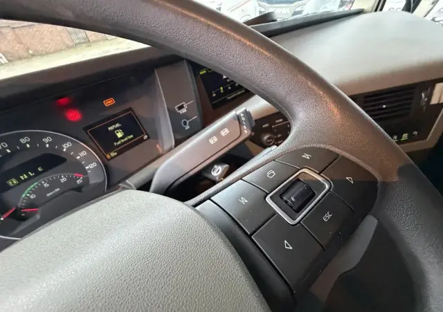 VOLVO FH460 z Austrii kabina XL nowa hydraulika 600Tkm oryginalnego przebiegu 