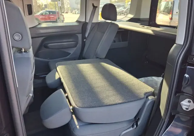 VOLKSWAGEN Caddy 2.0 TDI Life 4Motion