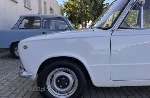 FIAT 124 