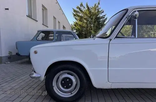 FIAT 124 