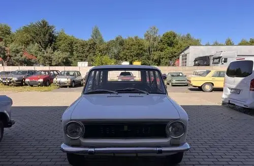 FIAT 124 