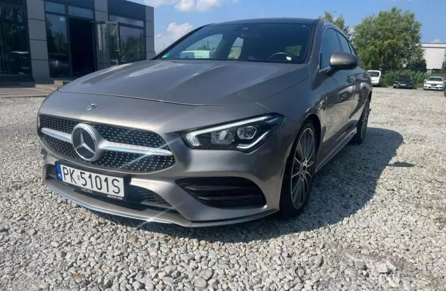 MERCEDES-BENZ CLA 