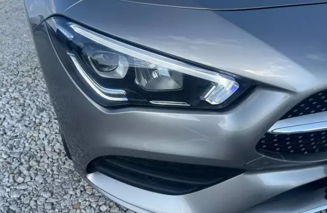 MERCEDES-BENZ CLA 