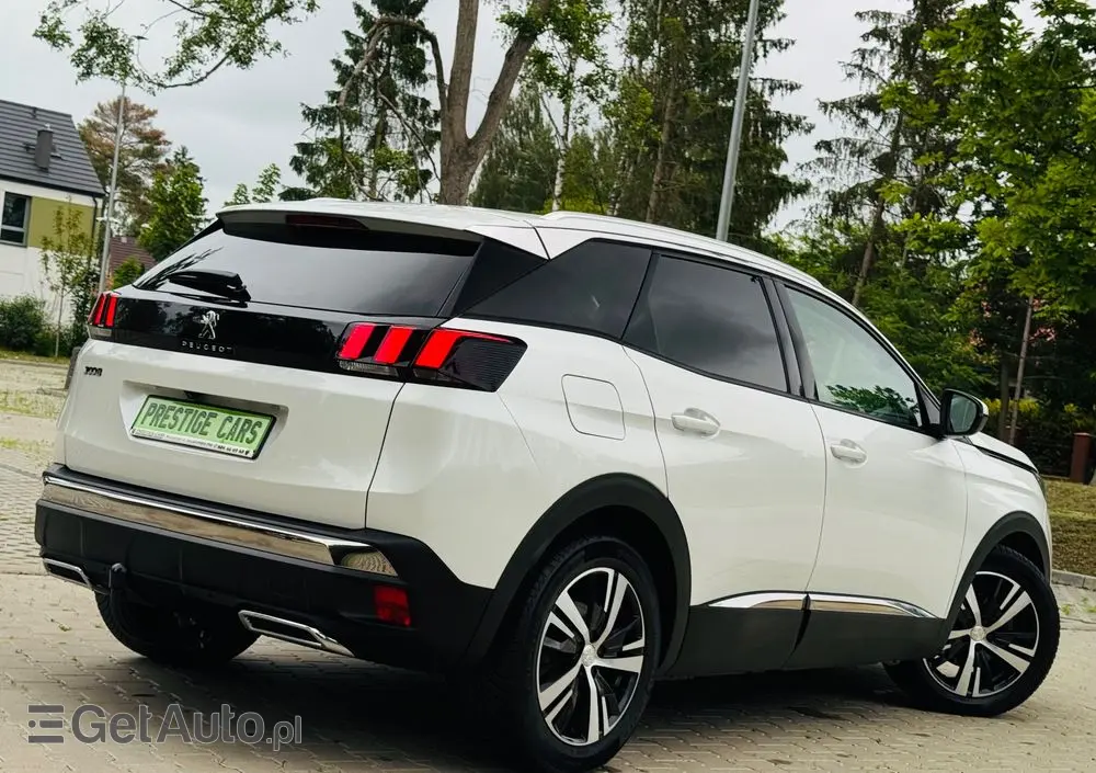PEUGEOT 3008 BlueHDi 130 Stop & Start Allure Pack