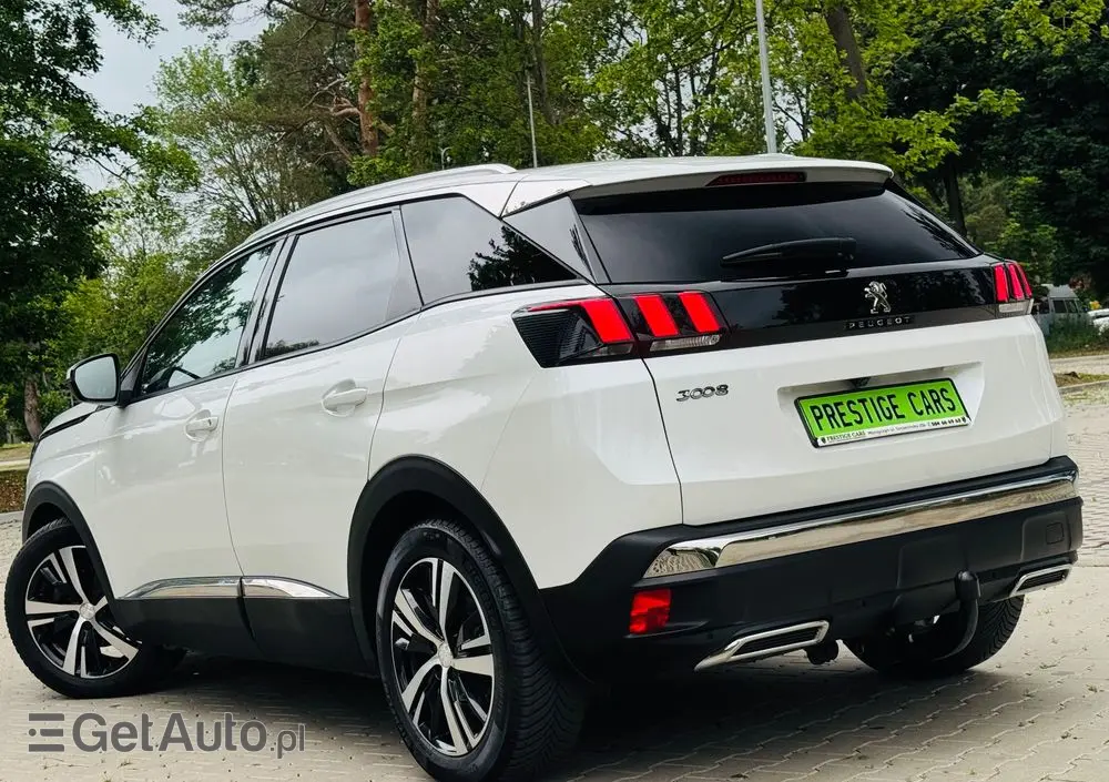PEUGEOT 3008 BlueHDi 130 Stop & Start Allure Pack