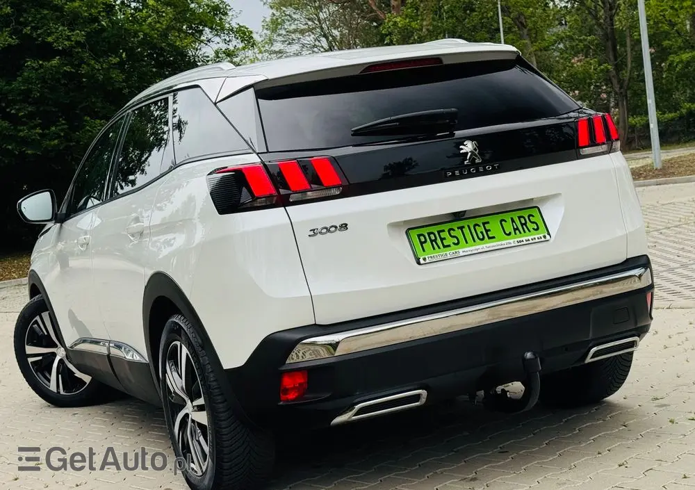 PEUGEOT 3008 BlueHDi 130 Stop & Start Allure Pack