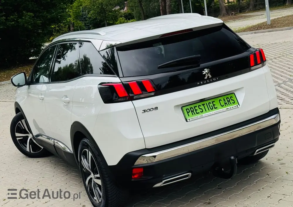 PEUGEOT 3008 BlueHDi 130 Stop & Start Allure Pack