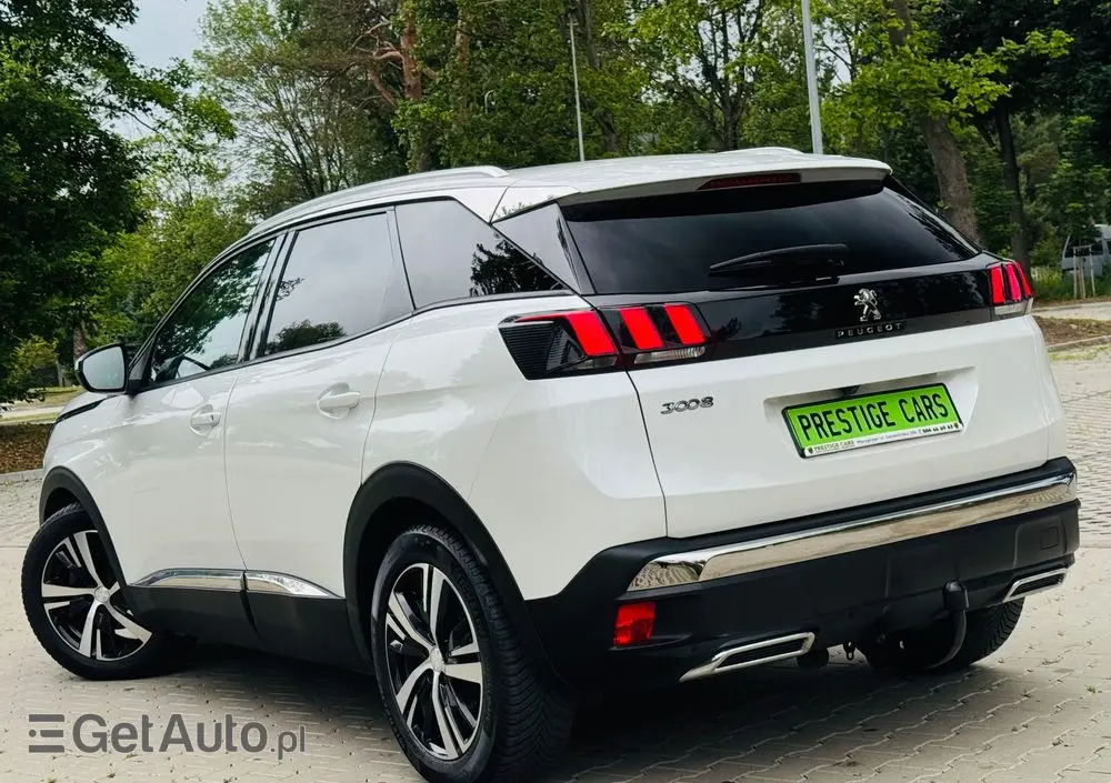 PEUGEOT 3008 BlueHDi 130 Stop & Start Allure Pack