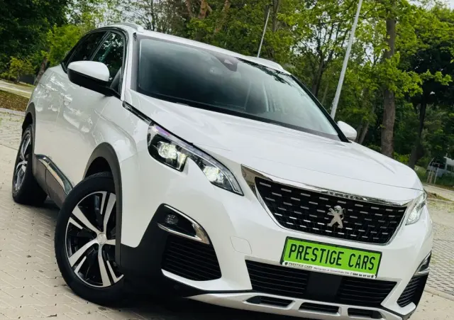 PEUGEOT 3008 BlueHDi 130 Stop & Start Allure Pack