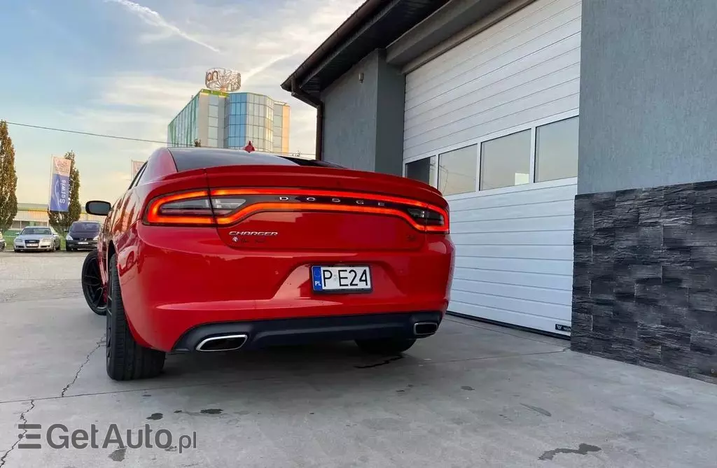 DODGE Charger 