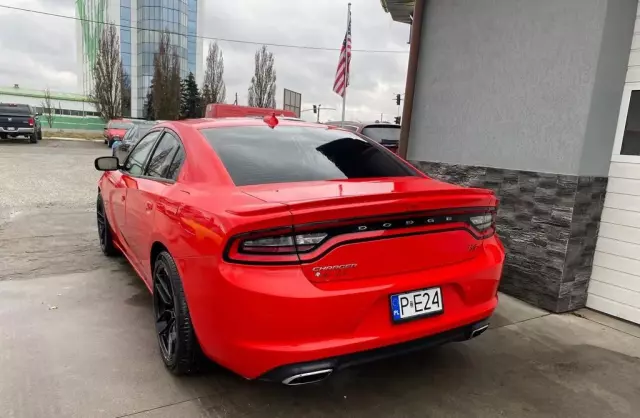 DODGE Charger 