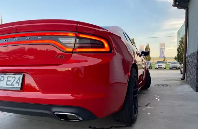 DODGE Charger 