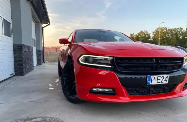 DODGE Charger 