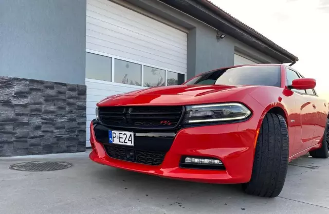 DODGE Charger 